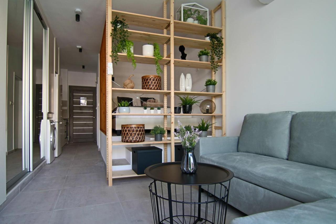 Phaedrus Living Seaside Luxury Flat Athina 123 Apartment Paphos Exterior photo